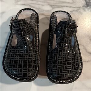Alegria Black Patterned Women's Shoes